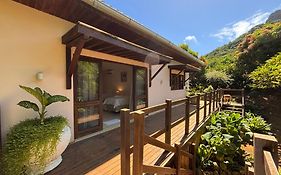 Suites Amma Noronha